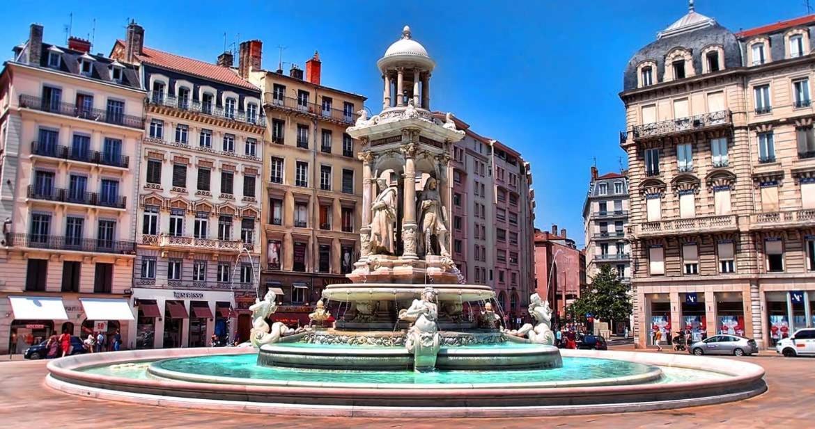 Hallmark - Location T2 - Lyon 2 外观 照片